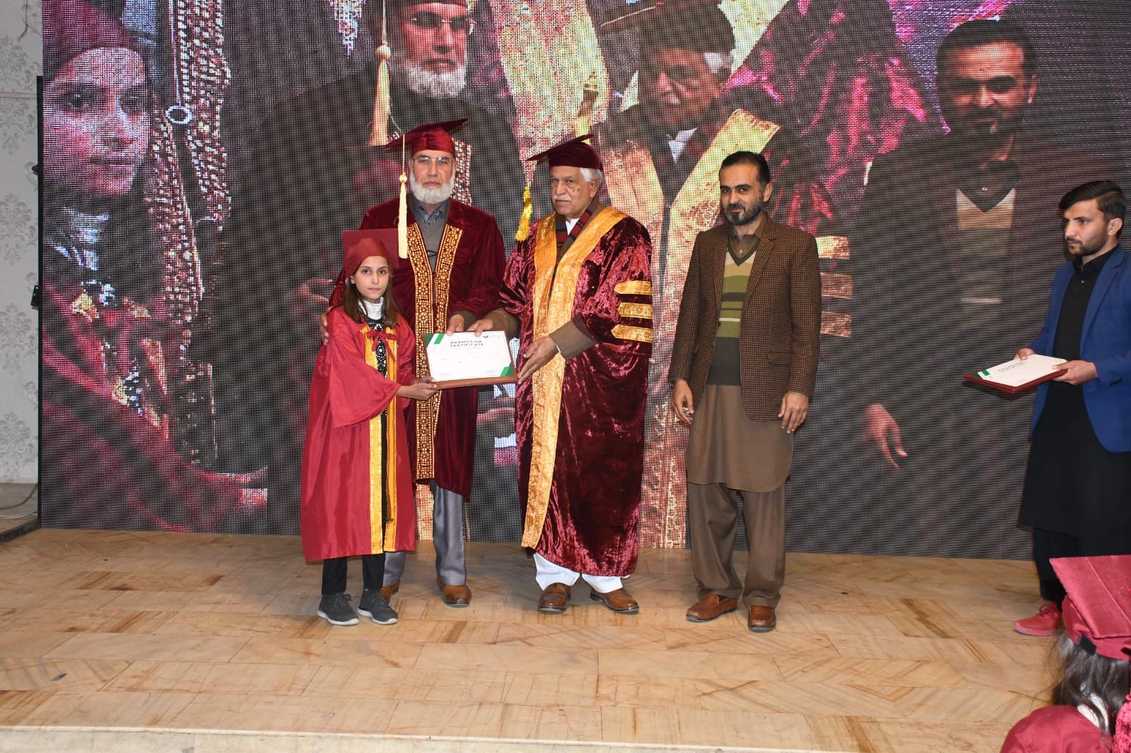 Noumania Countryday School System